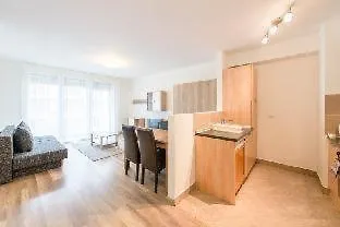Mango 3* Budapest
