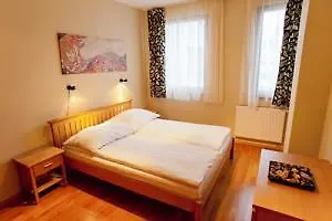 Mango Apartahotel