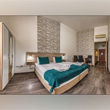 Hotel apartamentowy Mango 3*