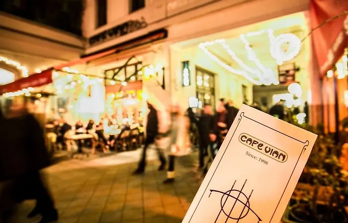 Mango بودابست