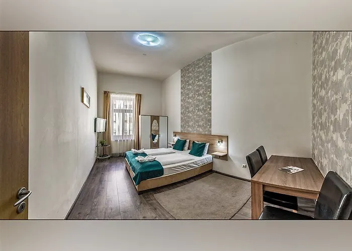 Mango بودابست