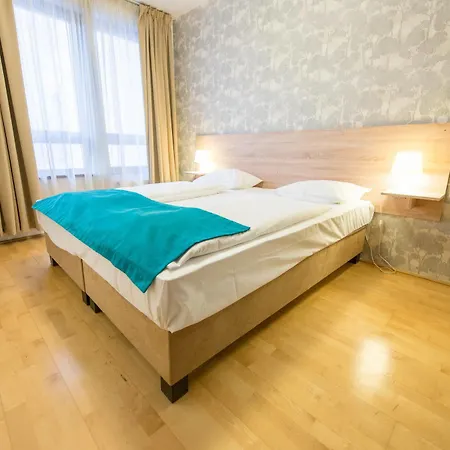 Mango 3* Budapest