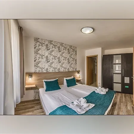 Mango Aparthotel